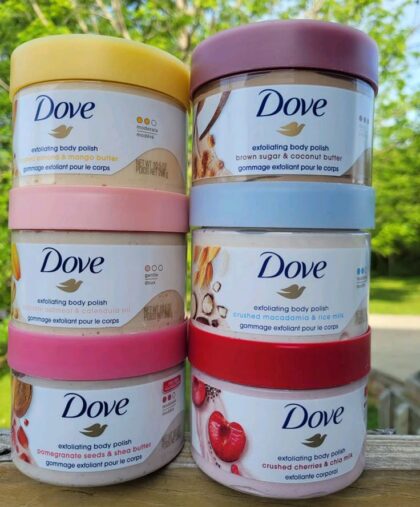 DOVE POMEGRANATE SEEDS & SHEABUTTER BODY SCRUB