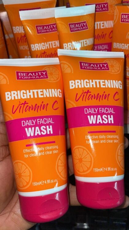 Beauty formula brightening vitamin C daily facial wash
