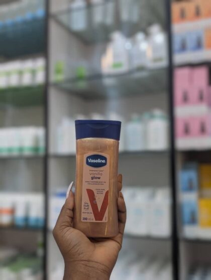 VASELINE VANILLA GLOW OIL